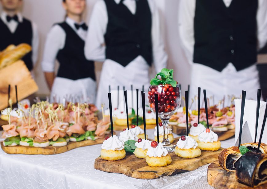 Some Mistakes That You Need To Avoid For Food-Catering