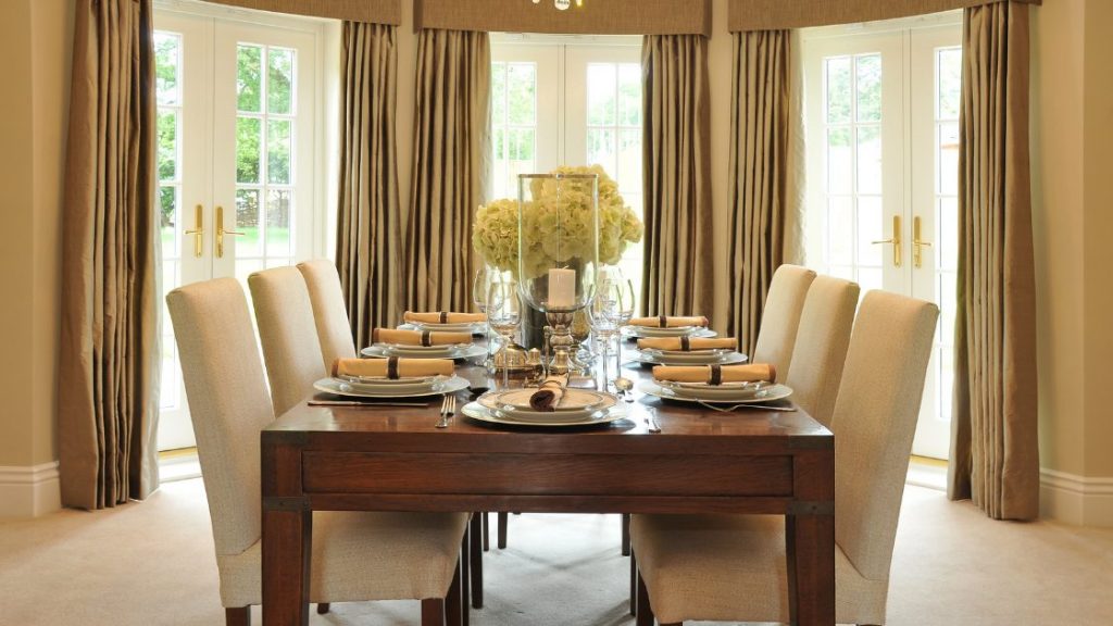 How to clean your Dining Room